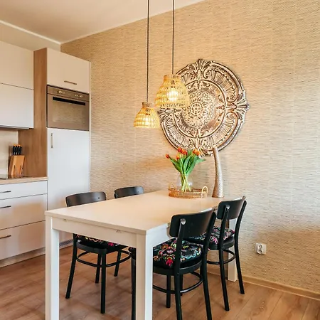 Nadmorskie - Muszelkowe - Basen W Cenie 아파트 코워브제크